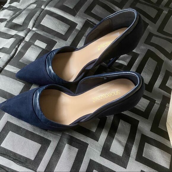 Shoedazzle suede navy blue pointy heel - Picture 2 of 11